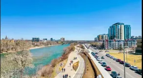 Stunning 1 Bedroom condo with riverview in Calgary - Image 1