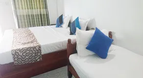 Transit Budget Hotel - Image 2