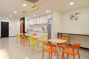 K9 Myeongdong Hotel - Image 4