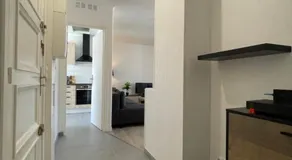 Appartement rénové tout équipé, centre ville, proche de la gare et commerce - Image 3