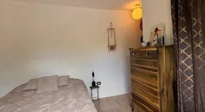 Bungalow, 2-minute walk to Bob Marley Museum - Image 3