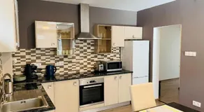 Luxury Modern Apartments - Image 3