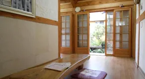 Happiness Full Hanok Guesthouse - Image 2