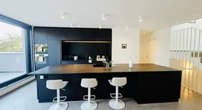 Spacious 3 bedroom with large terrace and parking-SHUT1 - Image 5