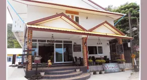 The Miracle Guesthouse & Diving - Image 2