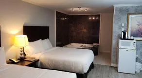 Regency Inn & Suites - Image 5