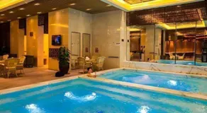 Yihe Grand Hotel - Image 5