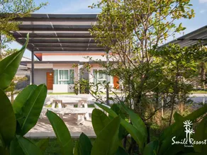 Smile Resort Sriracha - Image 2