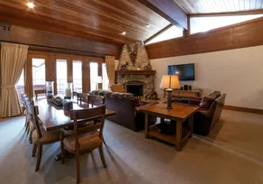 Flagstaff Three Bedroom Suite with Majestic Mountain Views condo - Image 2