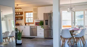 New Luxury Family Getaway with Designer Touches - Image 4