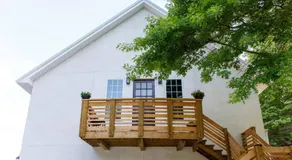 Crescent Hill Carriage House - Image 4