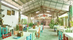 Forest Bungalows & Mama's Restaurant - Image 5