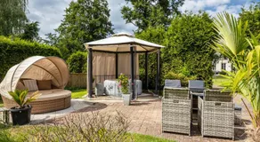 Traumhaus Whirlpool Sauna Grill - Image 3