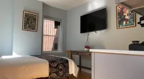 Sunny&Cozy Apartment in University City Walk to Drexel&Near UPenn - Image 3