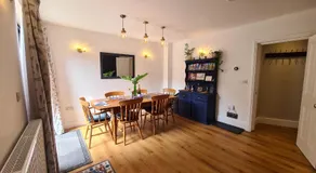 The Hideaway - Central Wareham - Image 3