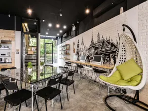 The Cube Hostel Silom - Image 3