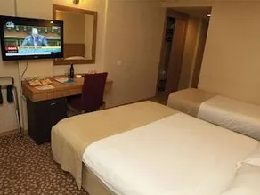 Sun Inn Hotel - Image 5