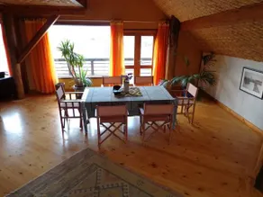 Stiltz Guest House - Image 3