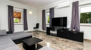 House Alan with Sea View 50m from the sea in Nerezine - Image 2