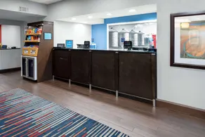 Hampton Inn Columbia - Image 4