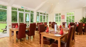 Woodlands Hotel & Pine Lodges - Image 3