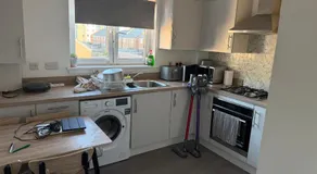 One Bedroom Apartment Near Royal Infirmary & Easy Access to Edinburgh Centre - Image 3