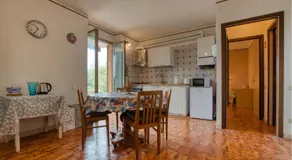 2 Bedroom Pet Friendly Apartment In Moneglia - Image 4