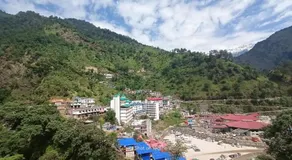 Blue Pine Tourist Lodge by StayApart , Sitapur 7 kms short of Gaurikund - Image 4
