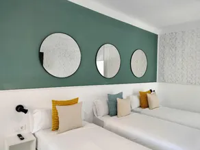 Room27- city center - Image 2