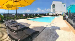 Four Seasons on the Gulf - Image 2