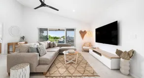 Unit 4 Tuscany Shores - Image 2