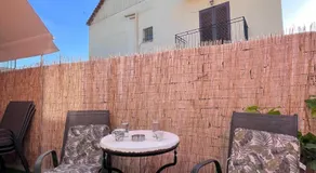 Navarino Guest House - Image 5