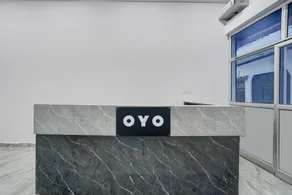 Hotel O J S - Image 4