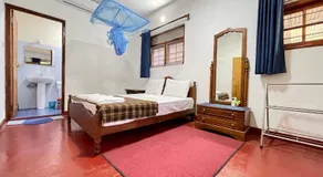 SHADEY COTTAGE - Image 2