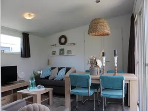 Charming Chalet in De Rijp - Image 4