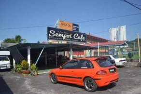 SPOT ON 89821 Batu Maung Sempoi Inn and Cafe - Image 5