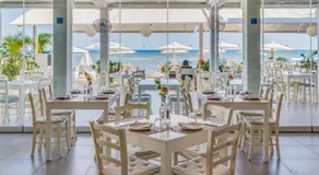 Island Boutique Hotel - Image 4