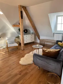 Wohltuende Ausblick exklusivem Ambiente mit Balkon - Image 3