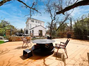 Dongshan Sheyi Homestay - Image 2