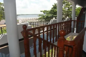 Rose Lagoon Hotel - Image 5
