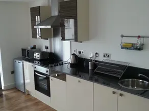 The Block Liverpool Serviced Apartments - Image 2