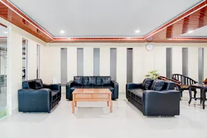 Dancenter King's Homestay - Image 4