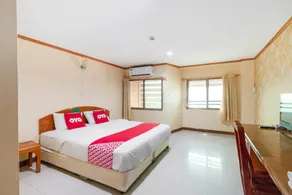 Chaiyaphruk Grand Hotel - Image 2