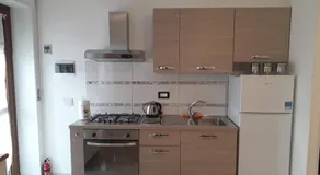 Casa della nonna per voi parcheggio gratuito condizionatore portatile CIR 0052 - Image 4