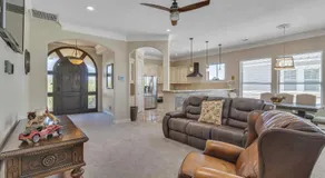 Charming 2 Story Retreat home - Image 5