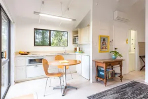 Craicor Boutique Apartments - Image 4
