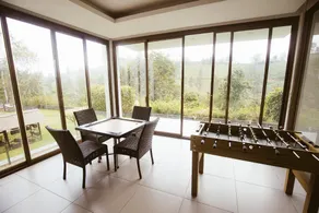 Chateau Woods Resort - Image 2