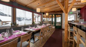Austria Alpinhotel Ski IN Ski OUT an der Edelweissbahn - Image 3