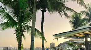 Apto Copacabana Quarto e Sala na Rua Silva Castro, à 6 minutos da Praia, até 4 pessoas, Ar e Wi Fi - Image 4