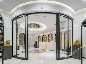 Eastern Shrine Hotel - Image 5